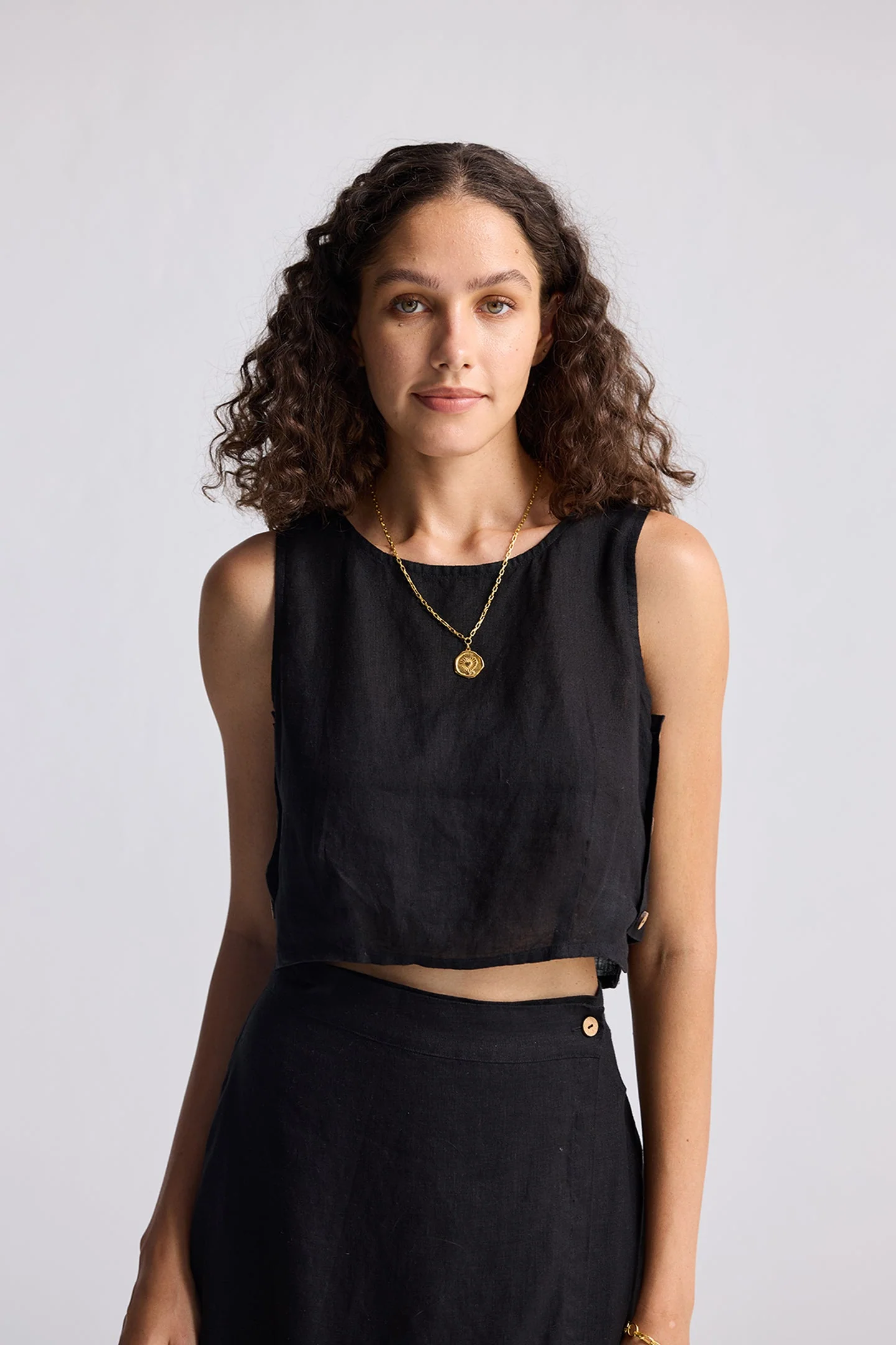 Boxy Crop Top in Black - Image 7